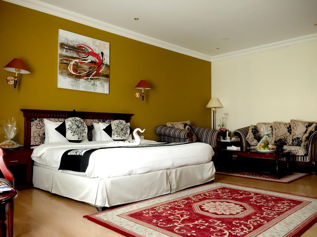 Pars International Hotel Manama Eksteriør billede